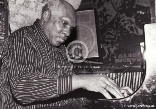 MABERN HAROLD 2004
