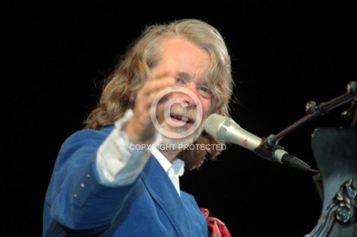 SCHNEIDER HELGE  2013