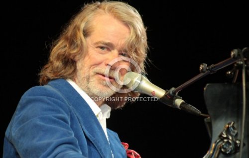 SCHNEIDER HELGE  2013