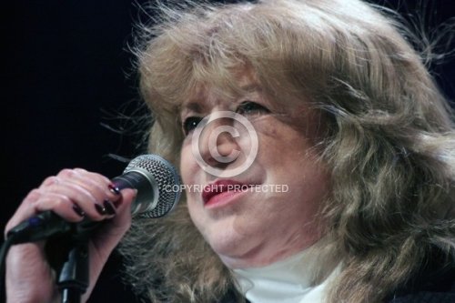 FAITHFULL MARIANNE 2011