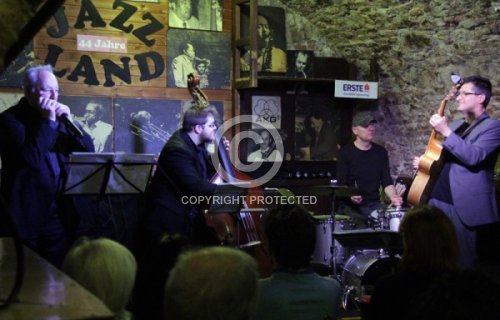 OESTERREICHER RICHARD 2017