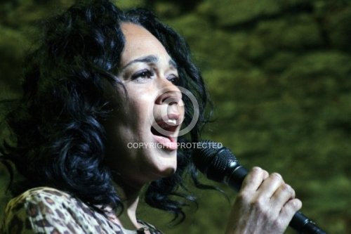 HENDERSON CAROLINE 2012